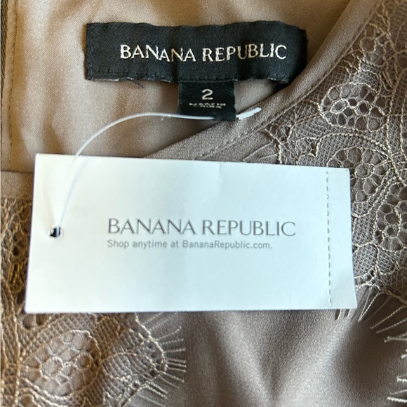 NWT BANANA REPUBLIC Tan Lace Pleated Dress - Picture 6 of 8